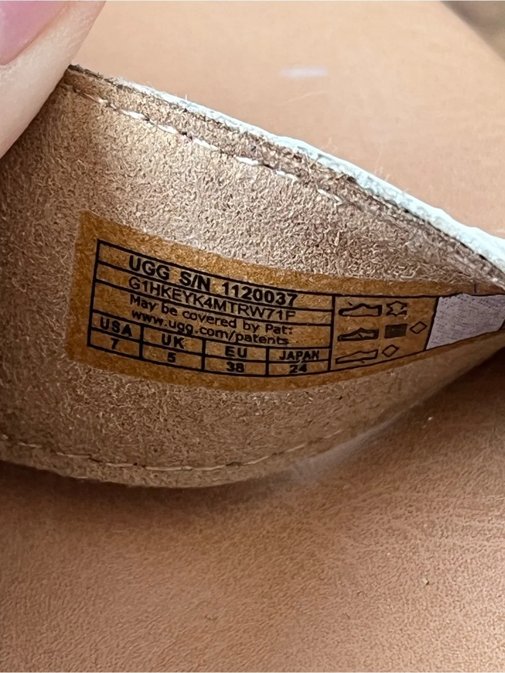 UGG April Chalk White Leather Platform Espadrilles Buckle Sandals Women Size 7